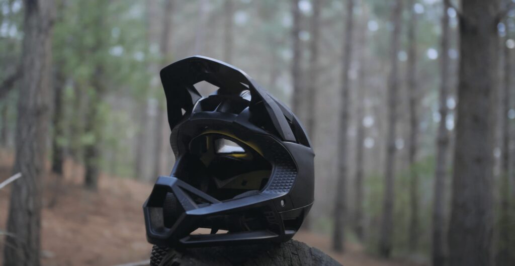 Review: Fox Proframe Mips Helmet - The Enduro Focussed Full Face