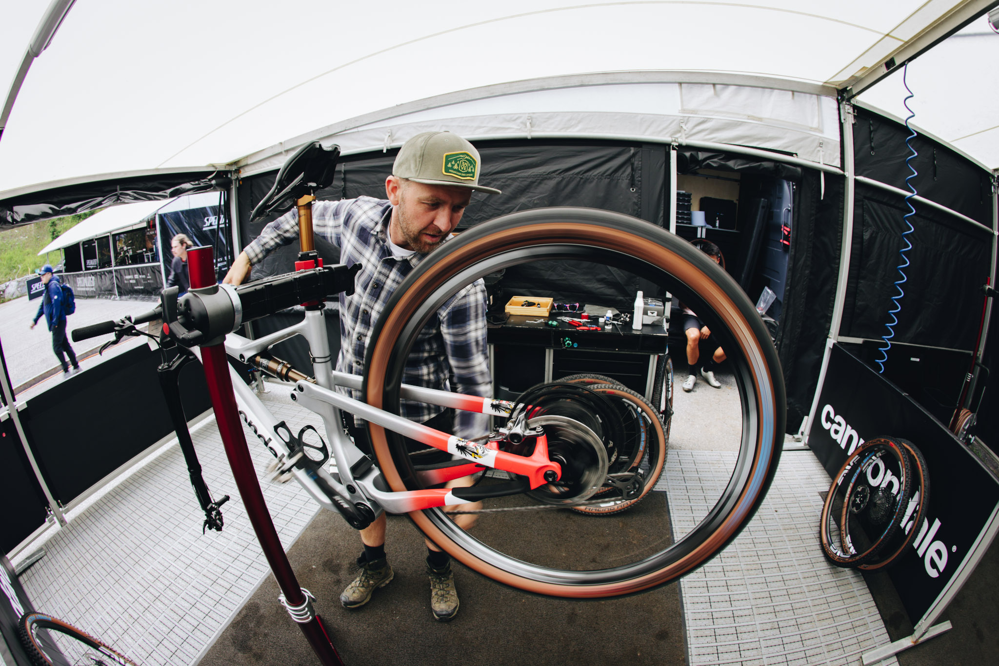 World Cup mechanic JP Jacobs on how to make your bike faster